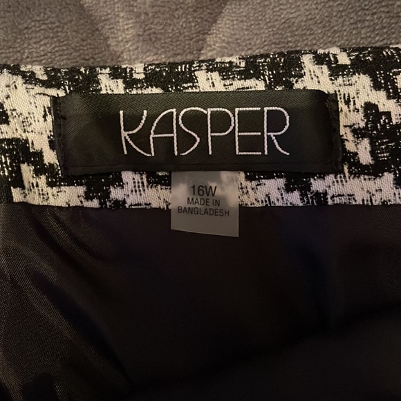 Women’s suit brand new with tags - Picture 9 of 12